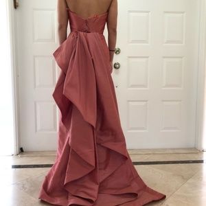 Stunning Monique Lhuillier Evening Gown
